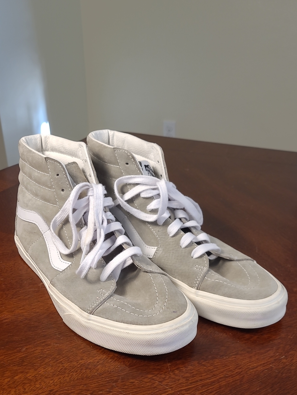 Vans SK8-Hi Gray High-Top Suede Men's Sneakers with White Laces Size 11 EUC
